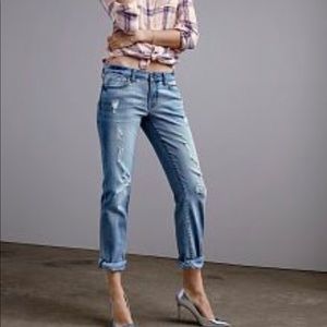 VS boyfriend jeans